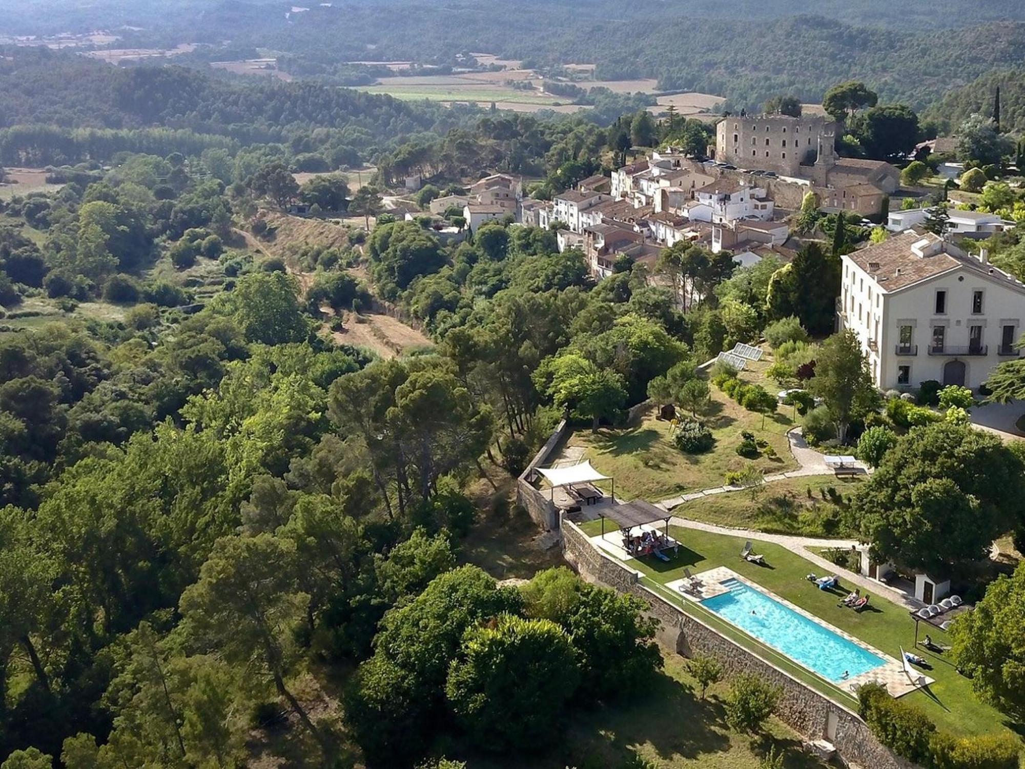 Winery Apartment For Two With Private Terrace La Torre de Claramunt Kültér fotó